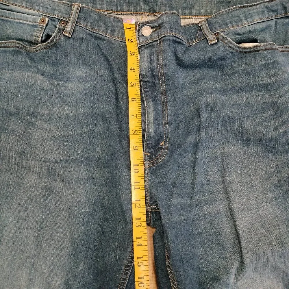 Levi's 541 Medium Wash Jeans 48x32